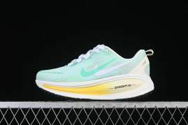 Picture of Nike Vomero 18 _SKUfw20880577476366048fw